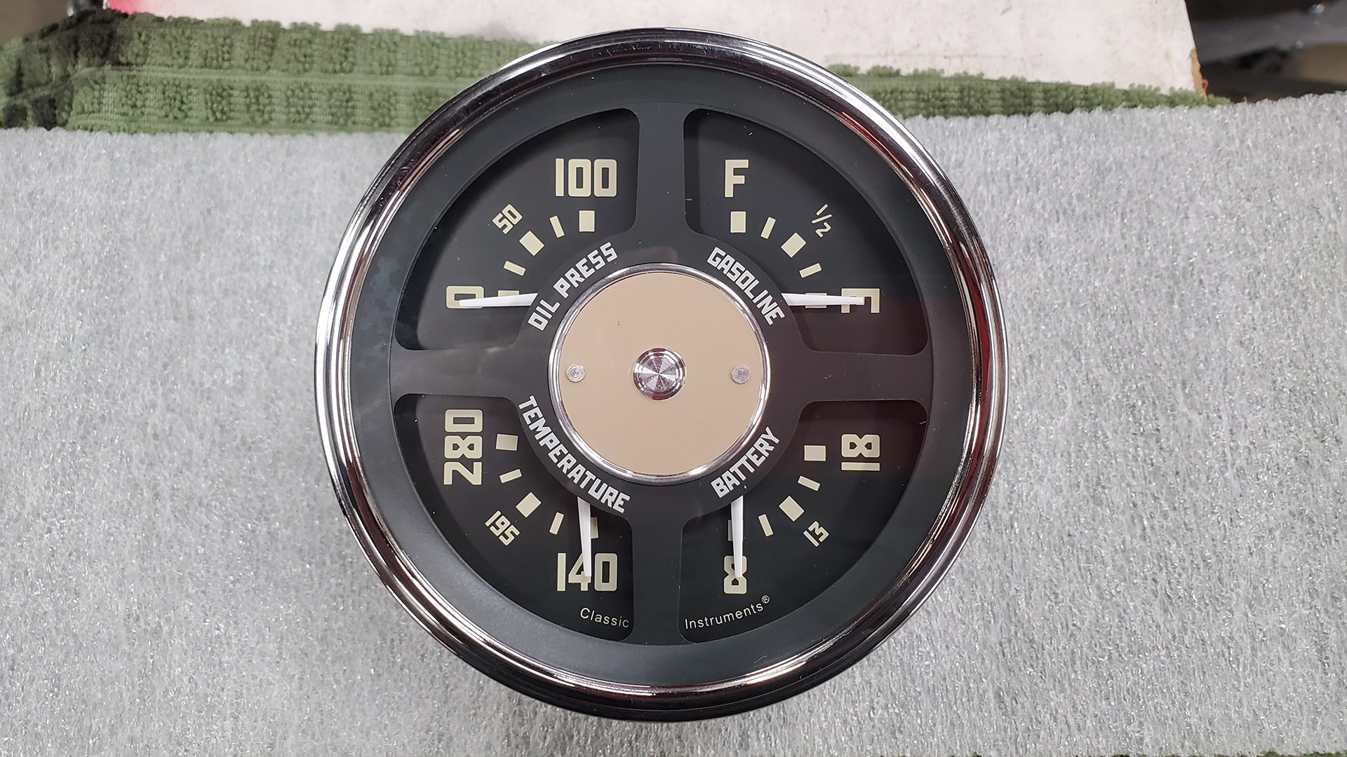 Modern version of the old gauge cluster